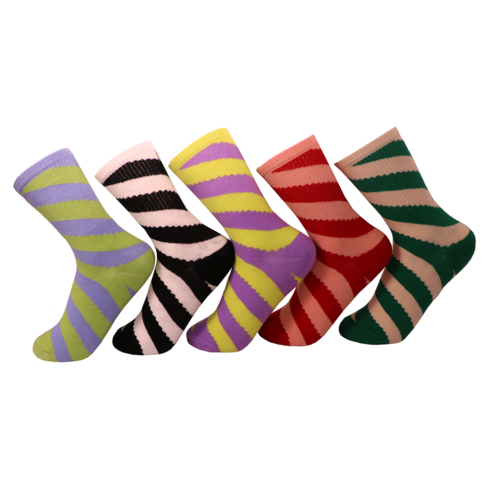 Stoking bergaris warna bernafas